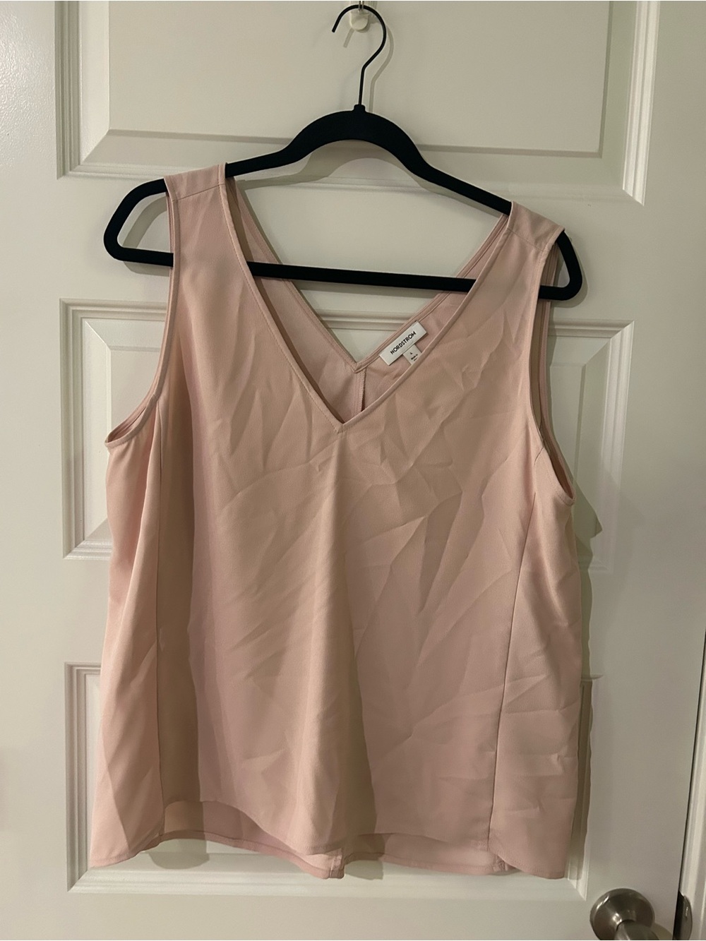 Nordstrom Blush Pink V-Neck Sleeveless Camisole